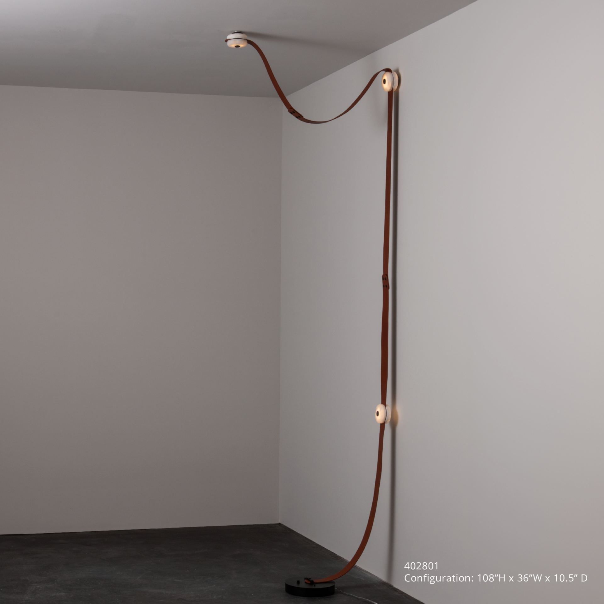 SNAPS Floor-to-Ceiling Plug-in LED Lamp